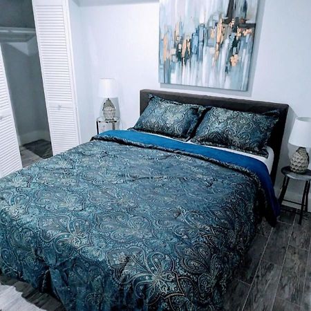Luxurious 3 Bedroom Apt With A Beautiful Balcony 华盛顿哥伦比亚 外观 照片