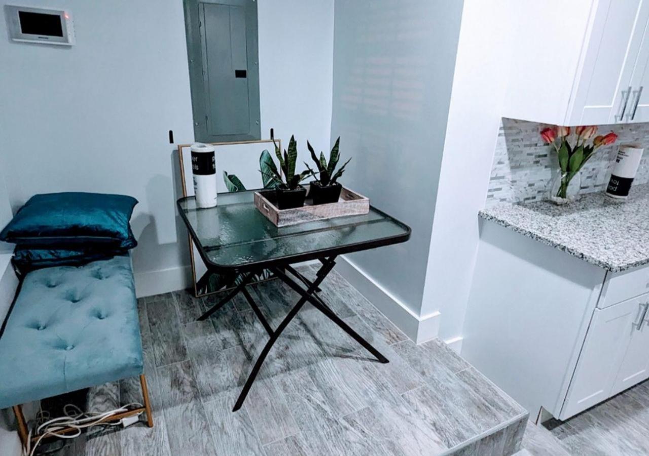 Luxurious 3 Bedroom Apt With A Beautiful Balcony 华盛顿哥伦比亚 外观 照片