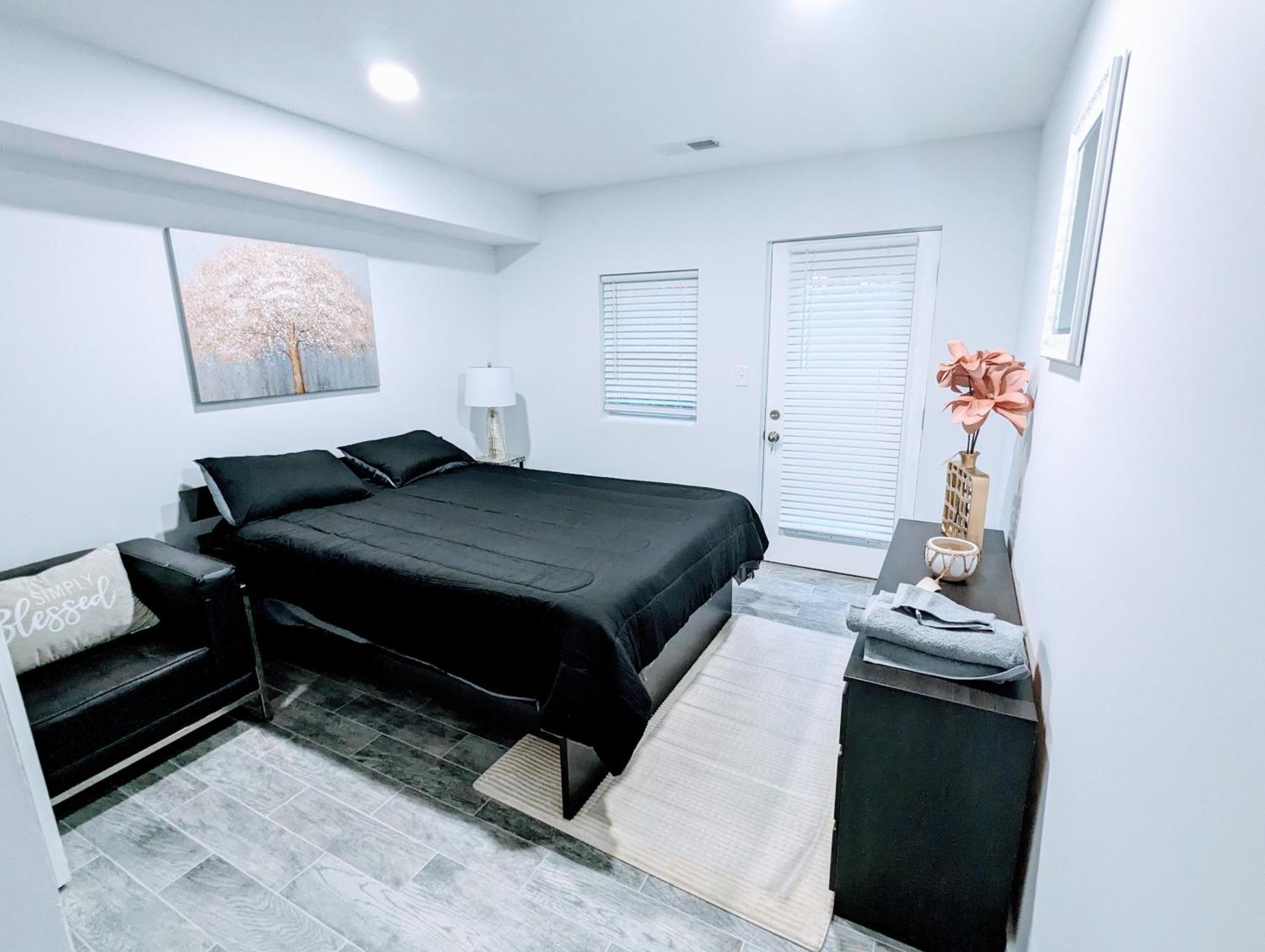 Luxurious 3 Bedroom Apt With A Beautiful Balcony 华盛顿哥伦比亚 客房 照片