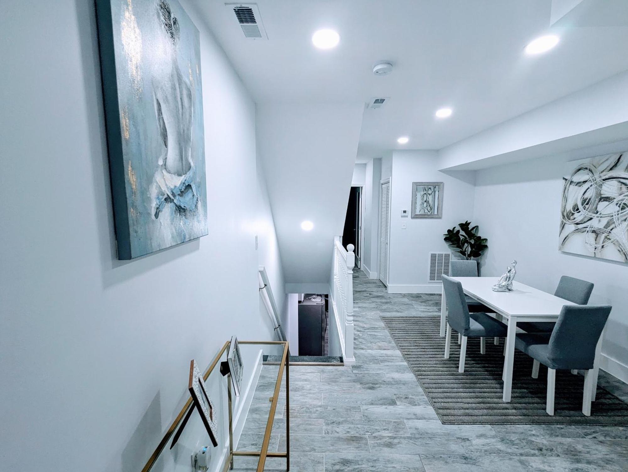 Luxurious 3 Bedroom Apt With A Beautiful Balcony 华盛顿哥伦比亚 客房 照片