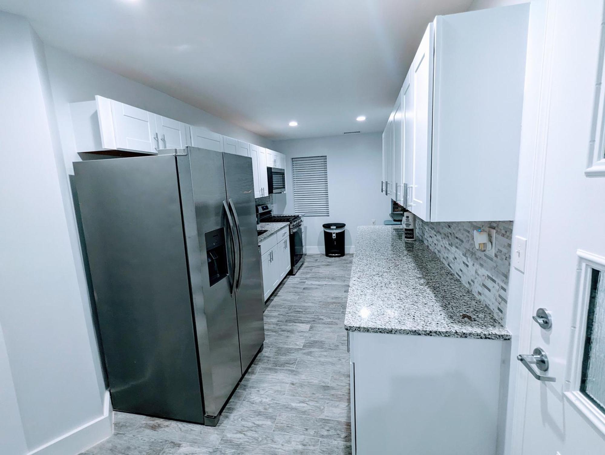 Luxurious 3 Bedroom Apt With A Beautiful Balcony 华盛顿哥伦比亚 客房 照片